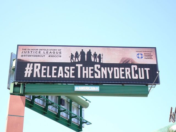 Comic-con ~releasethesnydercut billboard