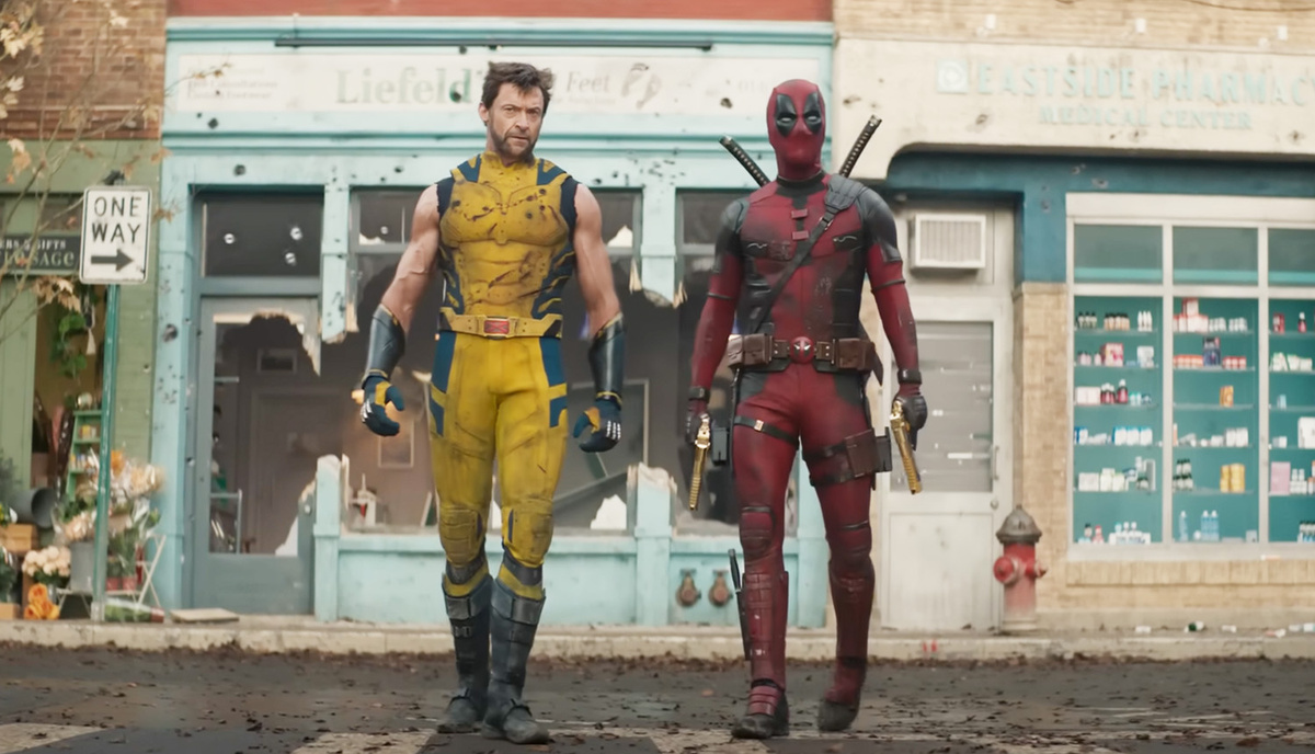 Wolverine and Deadpool in full costume